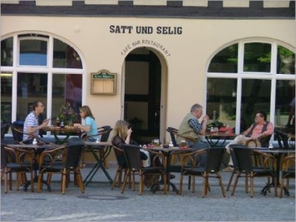 照片: Satt und Selig